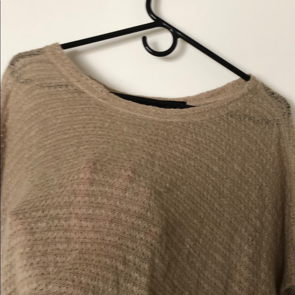 High-low Sweater - Picture 2 of 3